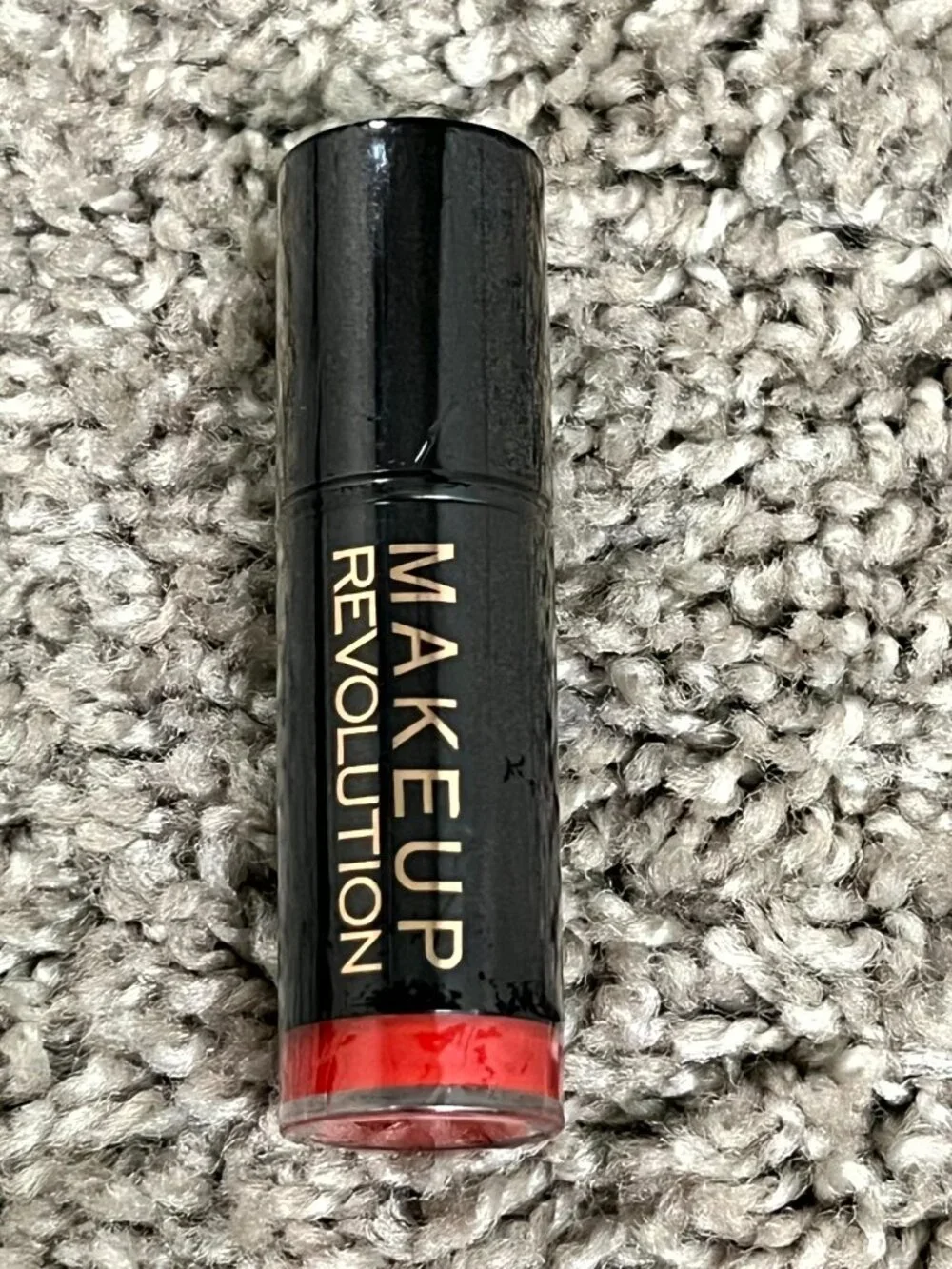 Makeup Revolution Amazing Lipstick Lady 0.11 Oz